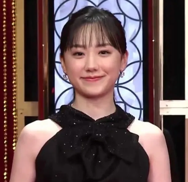 motherの芦田愛菜は何歳だった？当時5歳で7歳役を演じた理由