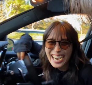 広瀬アリスの愛車と年収の関係