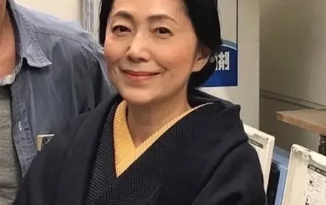 石川さゆりの兄弟構成と9歳下の弟の名前や職業と幼少期のエピソード